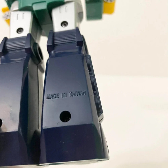 Unbranded Batrain C-3 Sasuraiger Action Figure Incomplete - Picture 13 of 16